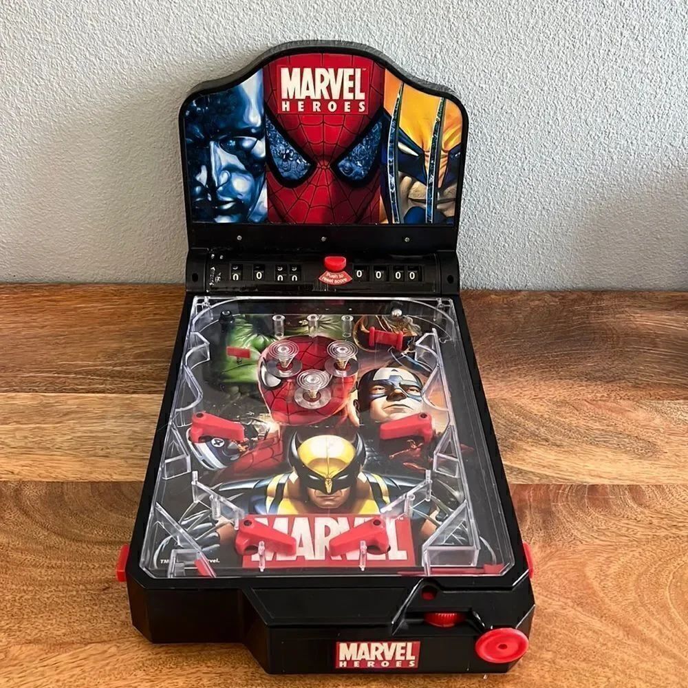 Marvel Pinball Machine